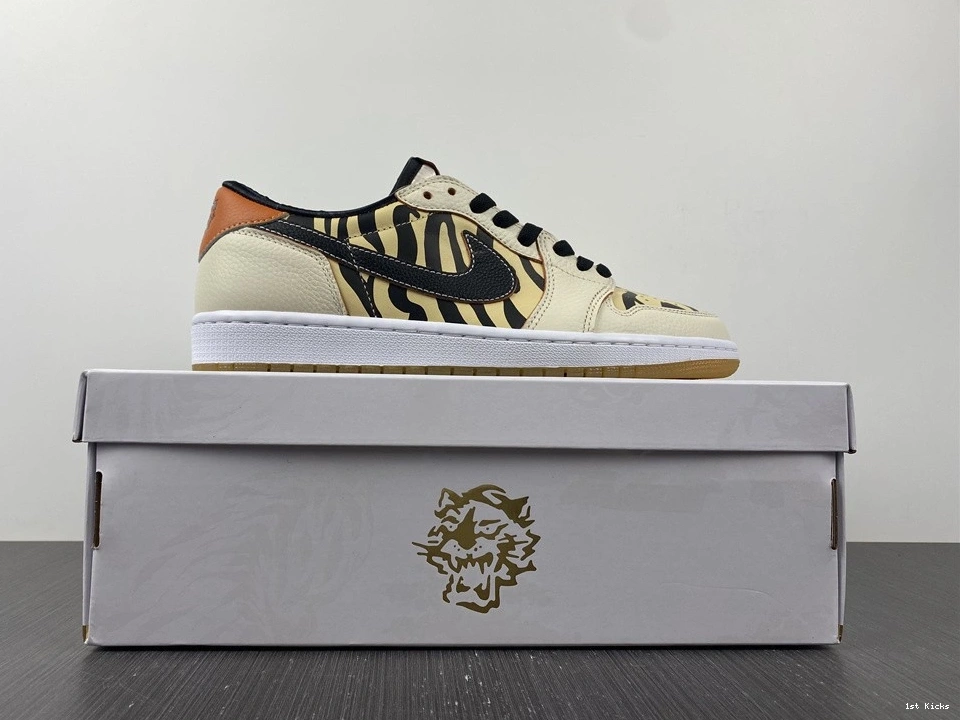 DH6932-100 Tiger - Jordan Year OG the 1 Low of 1103